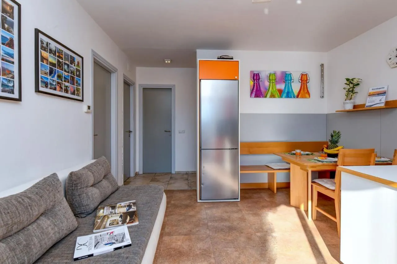 Apartment La Portella - Gardagate Tignale